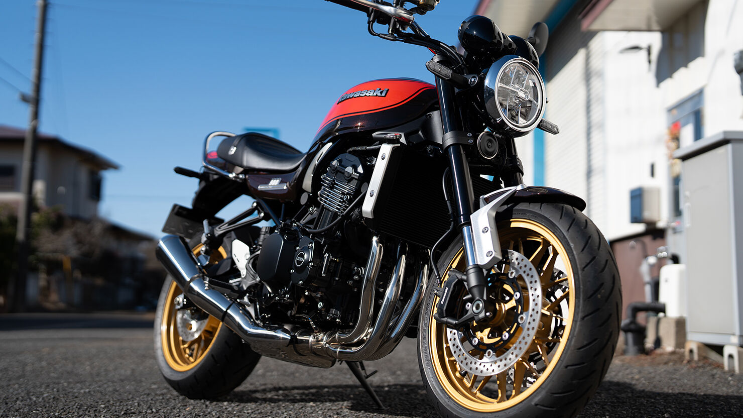 KAWASAKI Z900RS