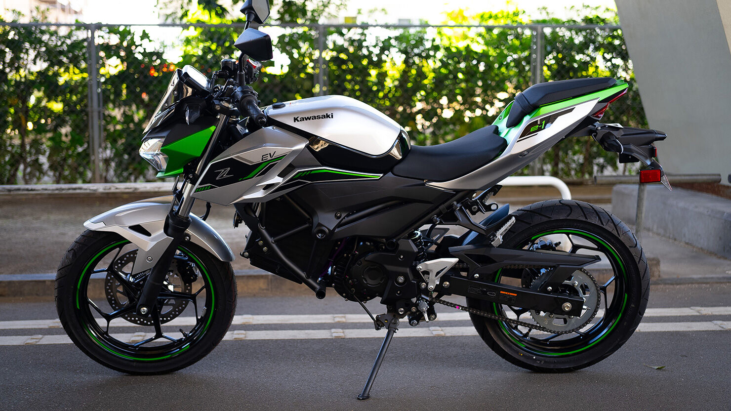 KAWASAKI　Z e-1
