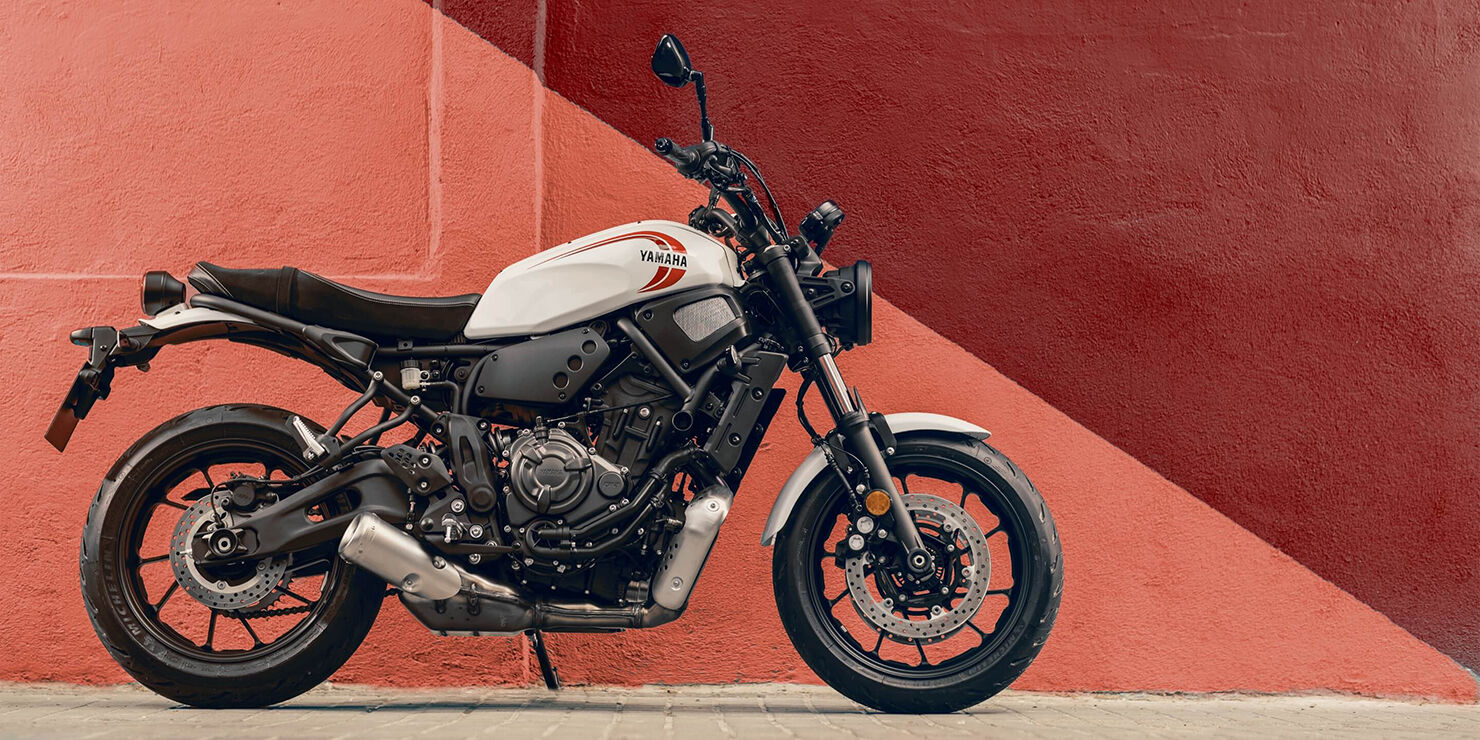 画像引用：https://www.yamaha-motor.co.jp/mc/lineup/xsr700/