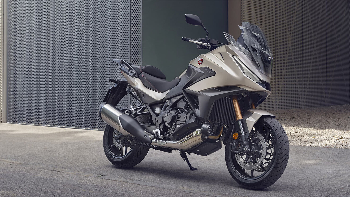 HONDA NT1100
