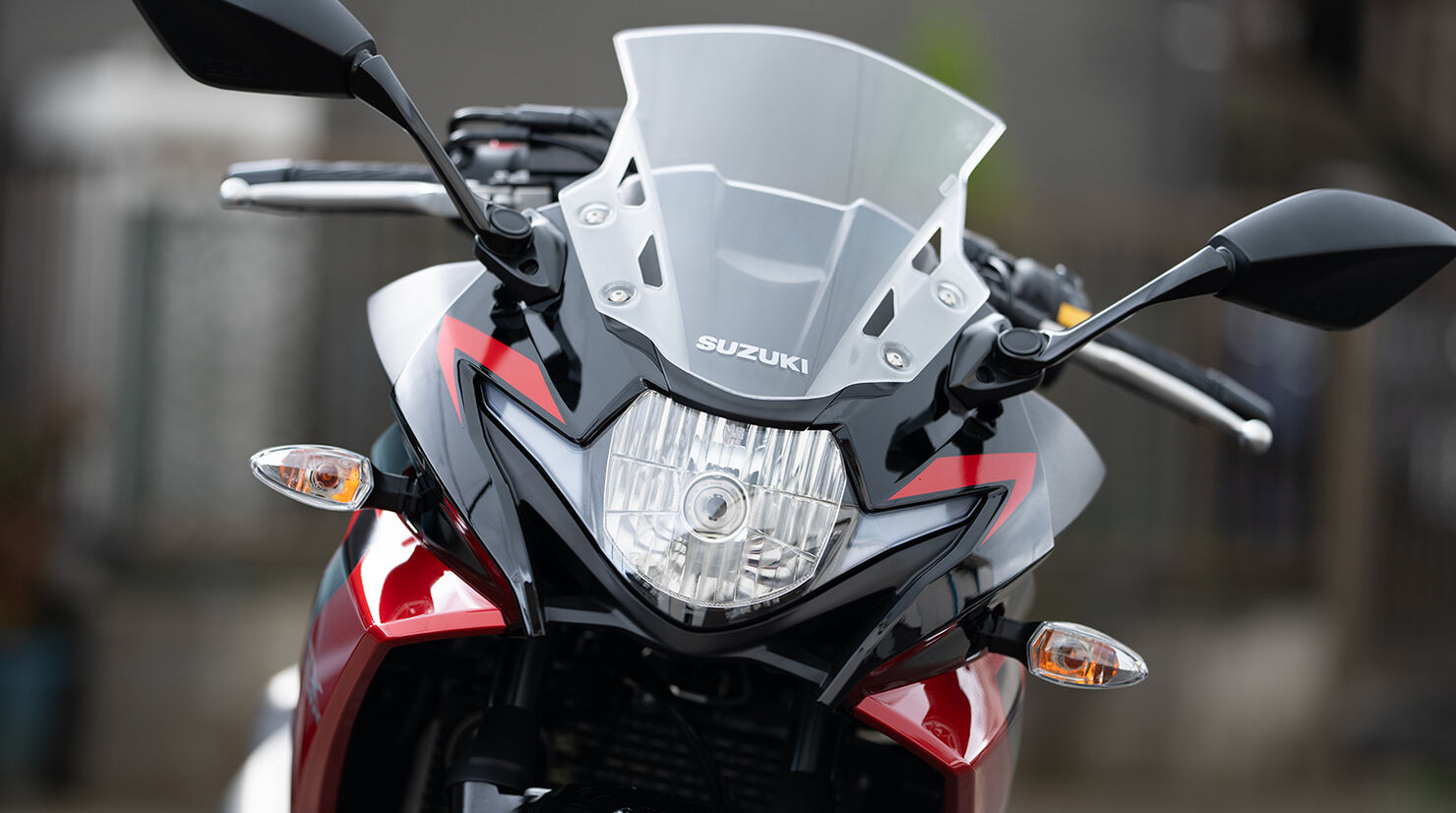 SUZUKI GSX250R