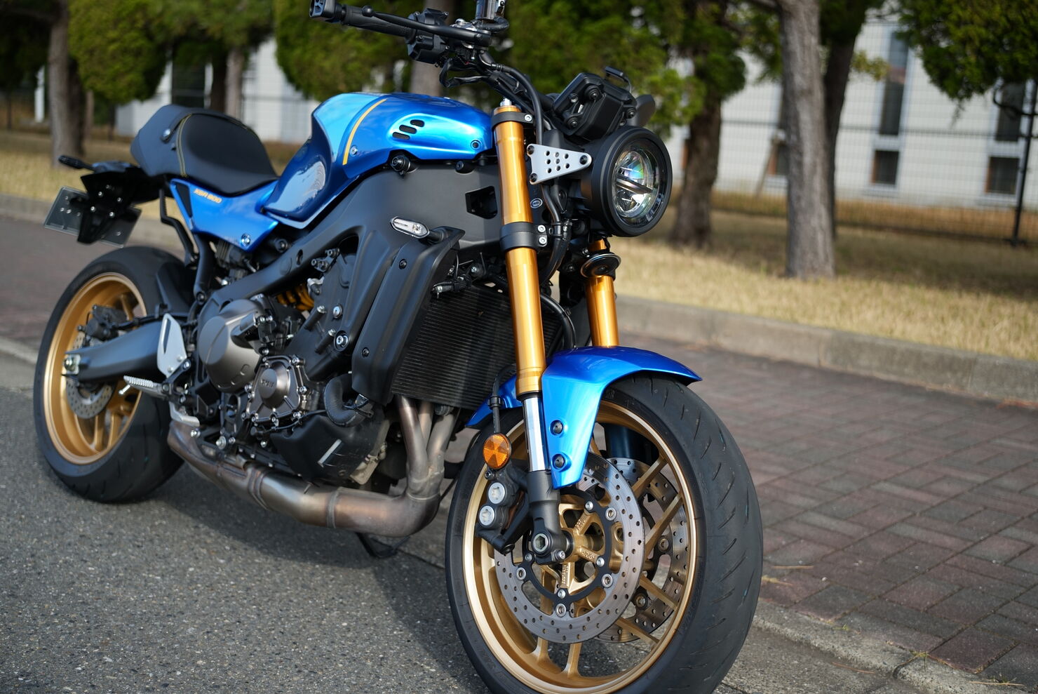 YAMAHA XSR900