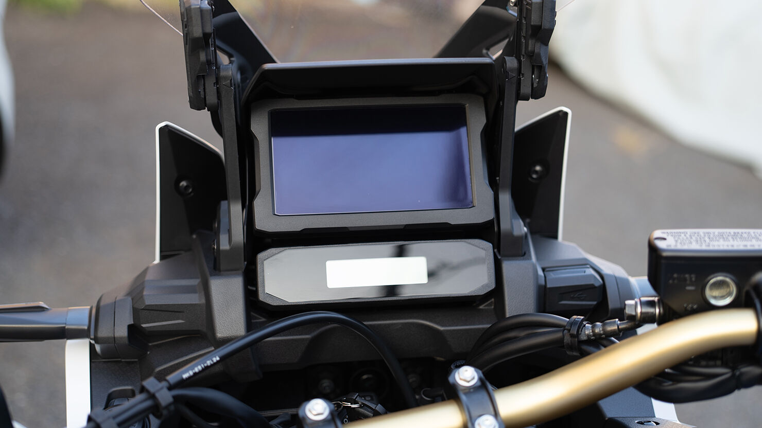 アフリカツインはCarPlayの有線接続