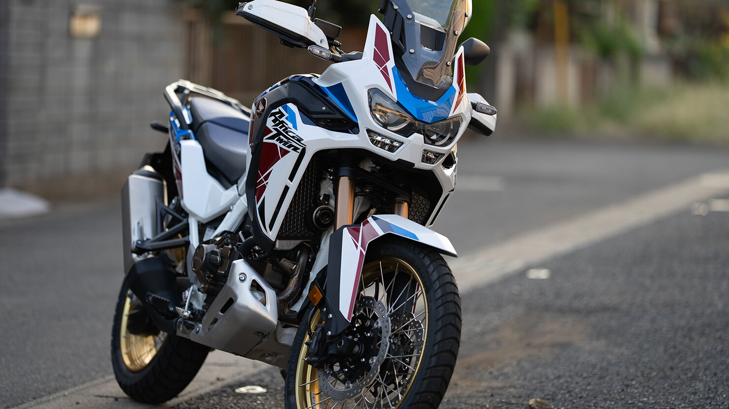 アフリカツインはオイル量が多め