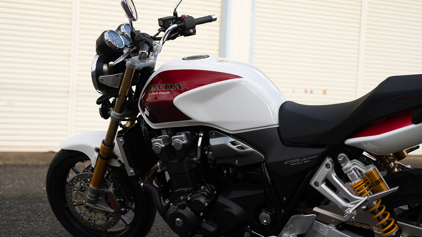 画像引用：CB1300は高速道路も楽に流せる