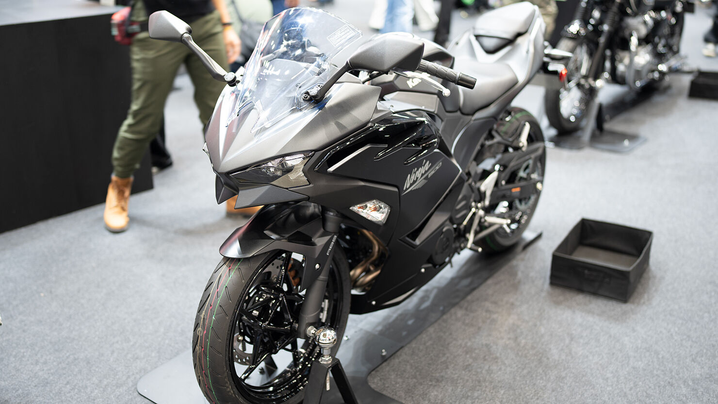  KAWASAKI Ninja 500