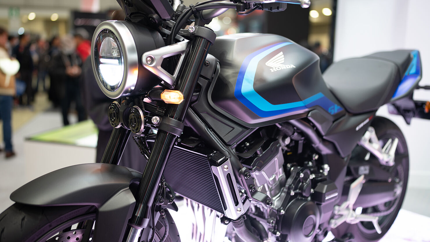  おそらく本体90万