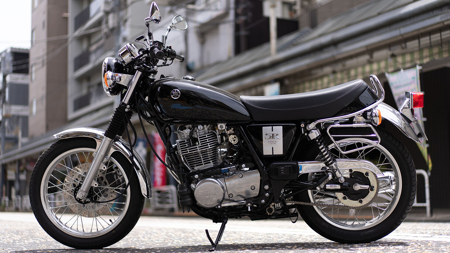  YAMAHA SR400