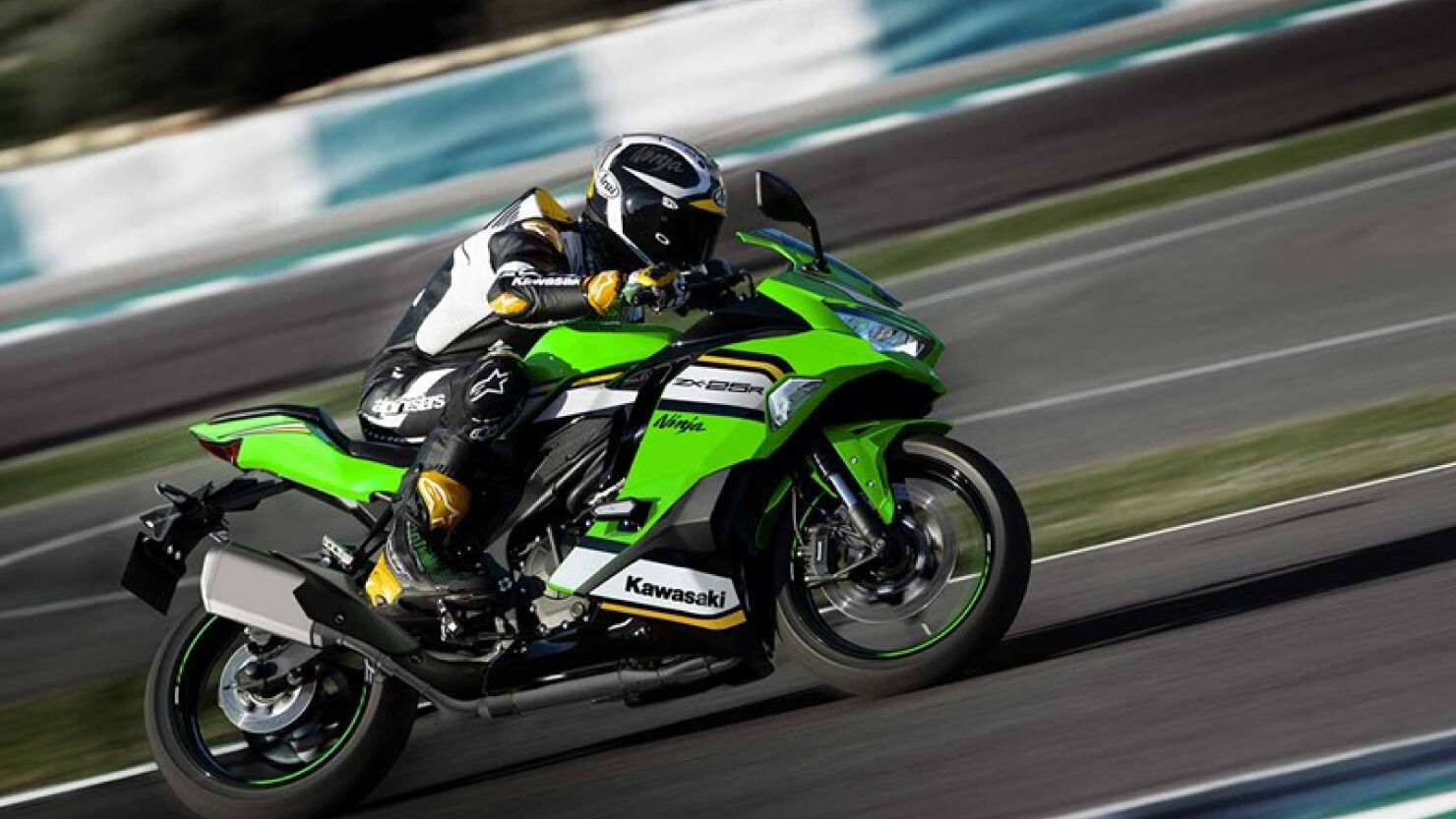  www.kawasaki-motors.com