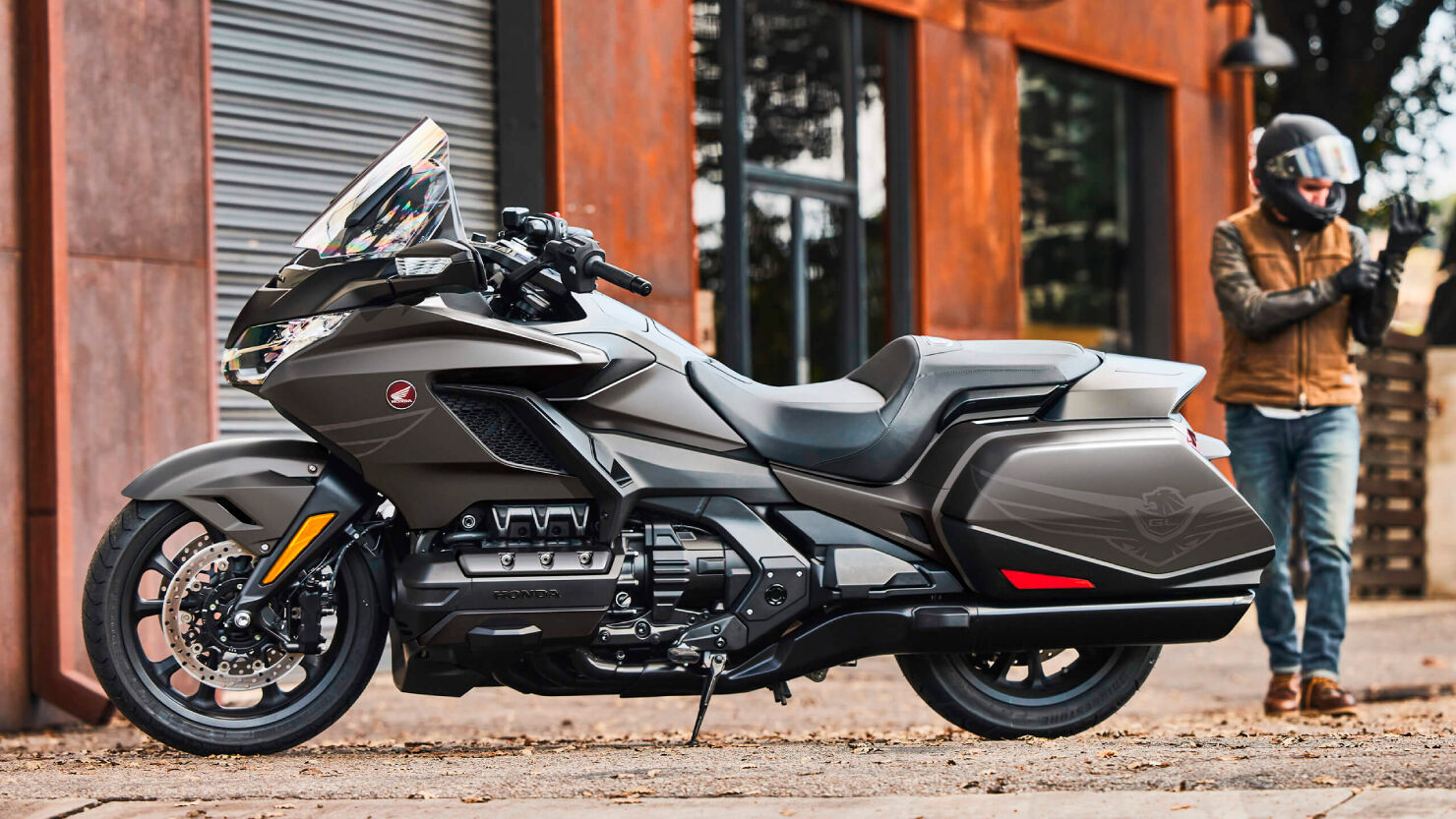  www.kawasaki-motors.com